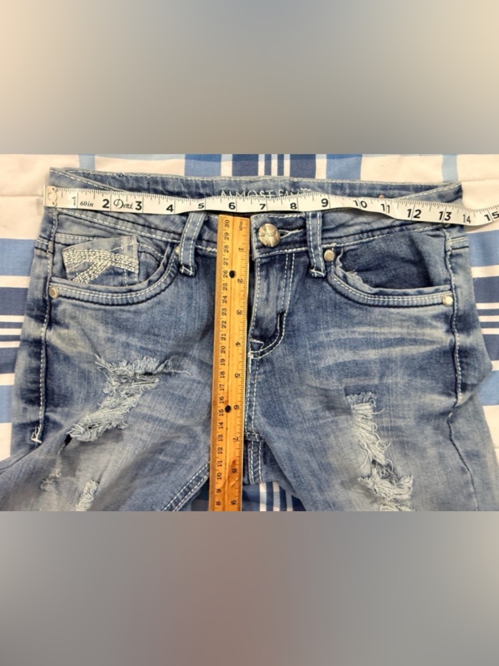 Almost Famous Low Rise Flare Jeans Sz3 Y2K Distressed Bell Bottom - Picture 7 of 10